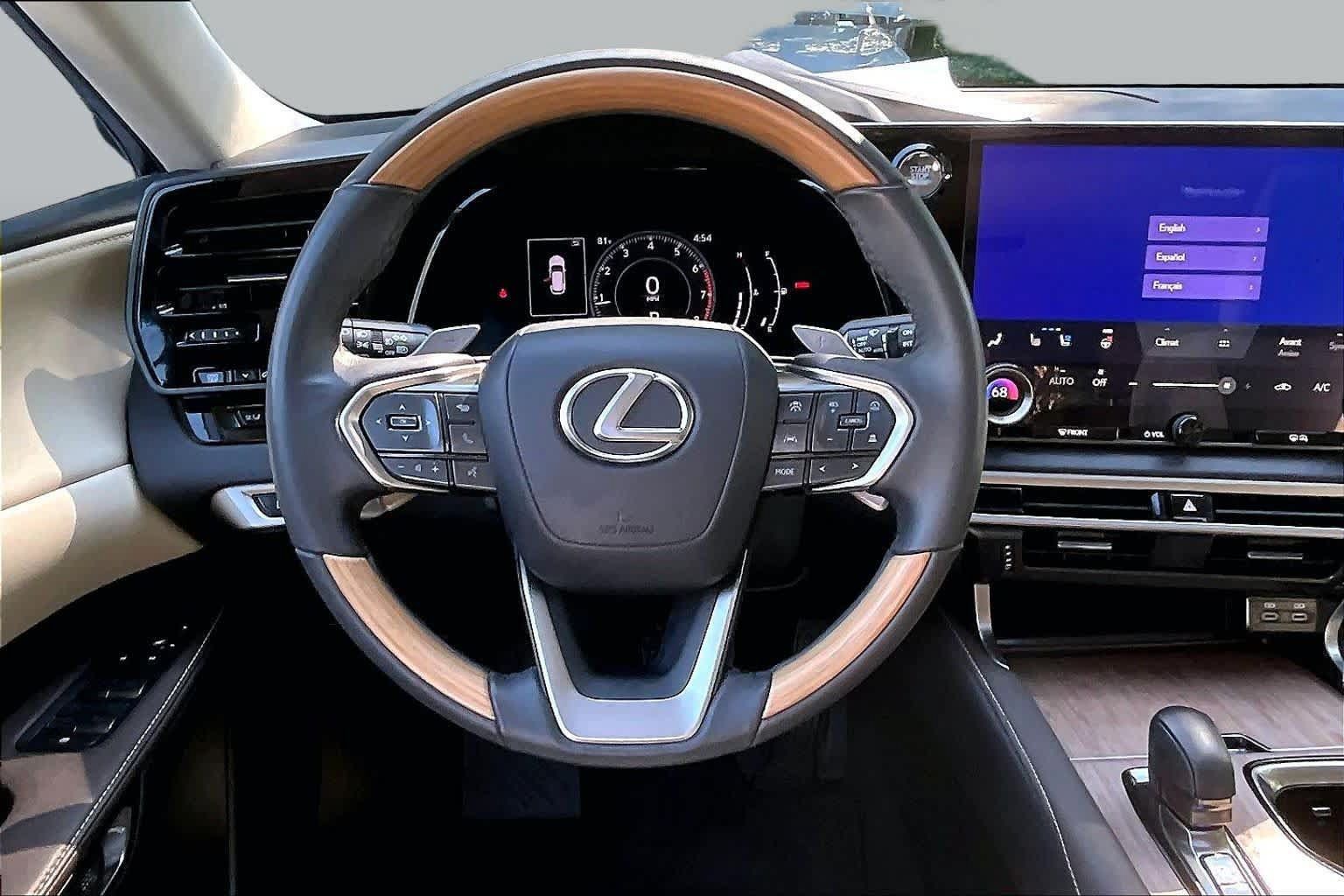 Used 2024 Lexus RX 350 Premium w/ Cold Area Package AWD/4WD image 6