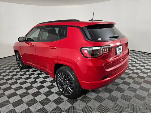 Used 2023 Jeep Compass Limited image 5