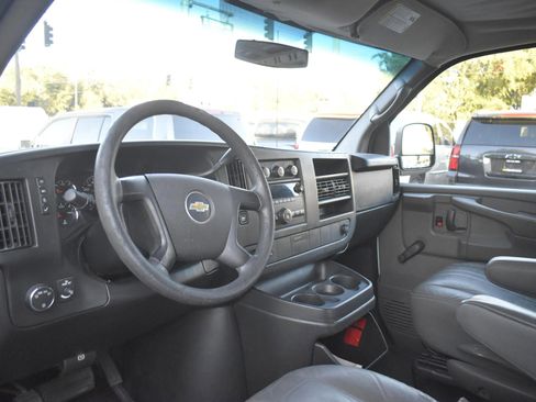 Used 2012 Chevrolet Express 1500 image 10