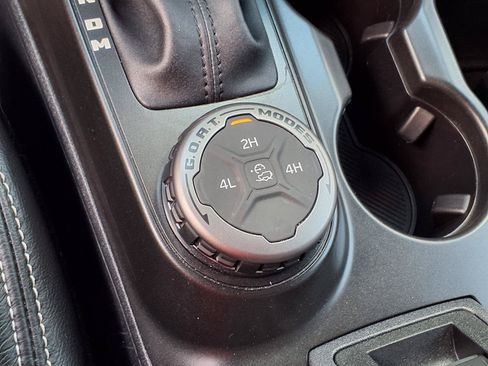 Used 2023 Ford Bronco Outer Banks AWD/4WD image 19