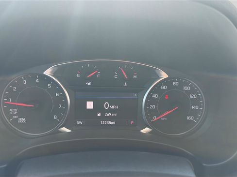 Used 2023 GMC Terrain SLE w/ Driver Convenience Package image 14