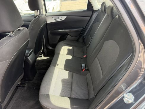 Used 2023 Kia Forte LXS image 10