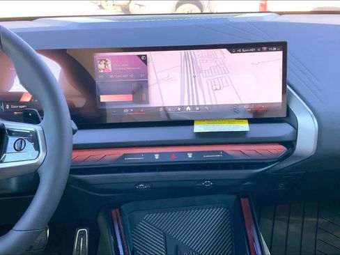 Used 2026 BMW X3 xDrive30 w/ M Sport Package image 6