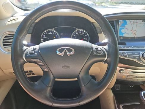 Used 2019 INFINITI QX60 Luxe w/ Essential Package FWD image 16