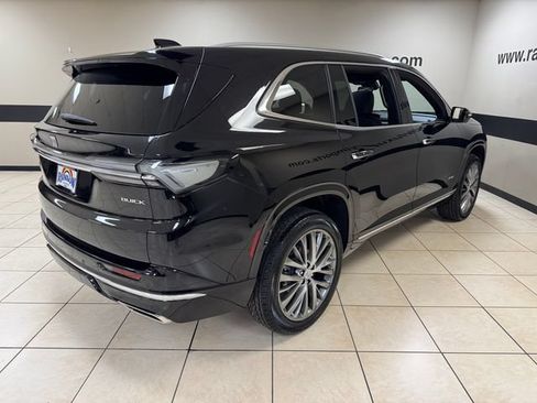 Used 2025 Buick Enclave Avenir w/ Trailering Package, 5000 lbs. AWD/4WD image 6