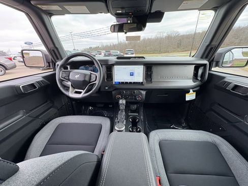 New 2025 Ford Bronco Big Bend w/ Black Appearance Package image 28