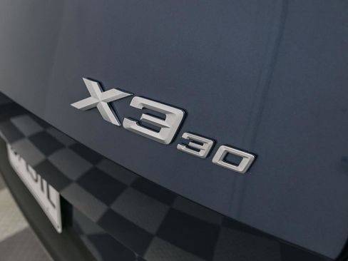 Used 2025 BMW X3 xDrive30i w/ Premium Package image 11