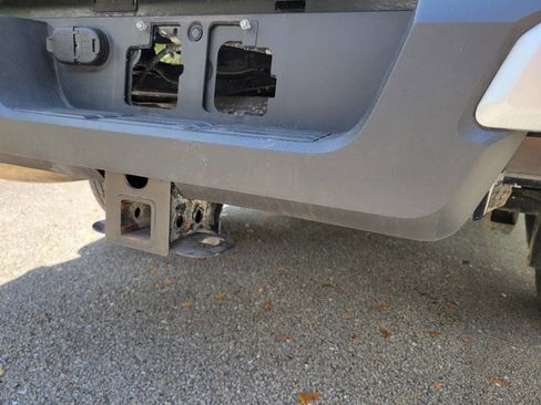 Used 2024 Toyota Tacoma SR5 RWD image 14