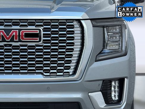Used 2024 GMC Yukon Denali AWD/4WD image 12