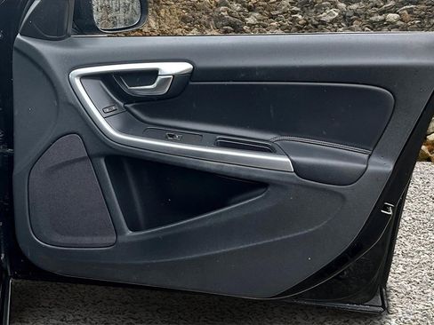 Used 2015 Volvo S60 T5 Premier image 22