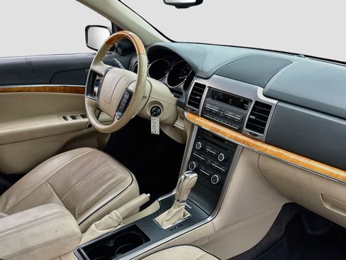 Used 2010 Lincoln MKZ AWD image 15