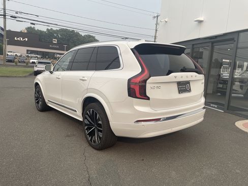 Certified 2025 Volvo XC90 B6 Ultra AWD/4WD image 6