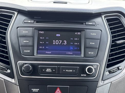 Used 2018 Hyundai Santa Fe Sport FWD image 21