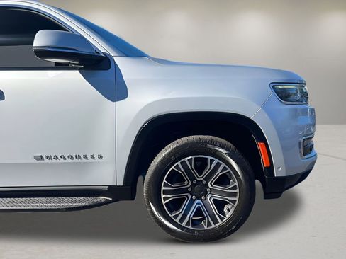 Used 2022 Jeep Wagoneer Series III image 29