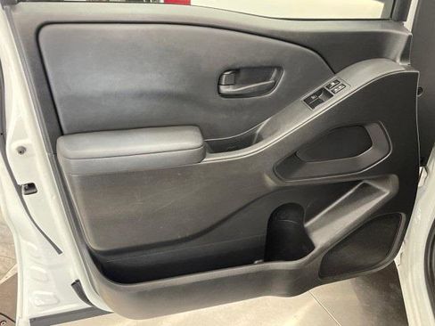 Used 2022 Nissan Frontier S image 35