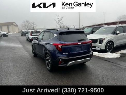 Certified 2024 Kia Seltos EX image 7