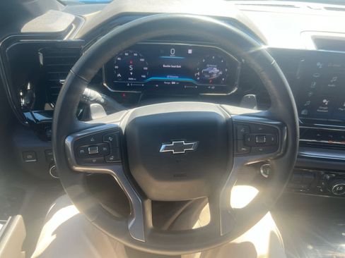 Used 2023 Chevrolet Silverado 1500 ZR2 w/ Technology Package image 17