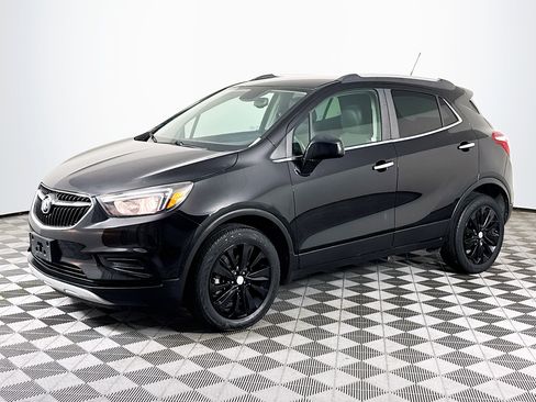 Used 2020 Buick Encore Preferred FWD image 4