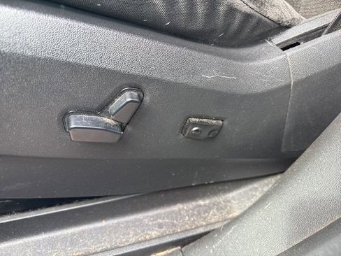 Used 2019 Dodge Grand Caravan SE image 19