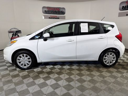 Used 2016 Nissan Versa Note SV FWD image 6