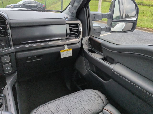 New 2027 Ford F250 Lariat w/ Black Appearance Package AWD/4WD image 17