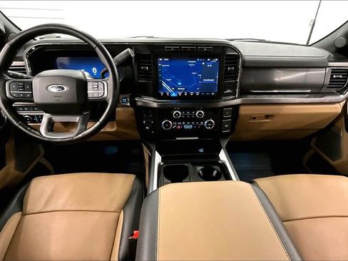 Used 2024 Ford F250 Lariat w/ Black Appearance Package image 15