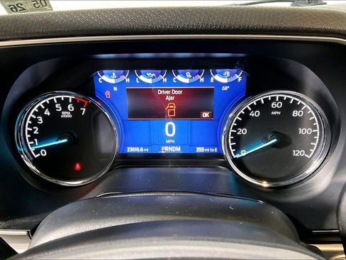 Certified 2022 Ford F150 XLT w/ Equipment Group 302A High image 16