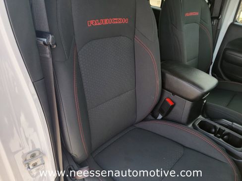 Used 2019 Jeep Wrangler Unlimited Rubicon image 10
