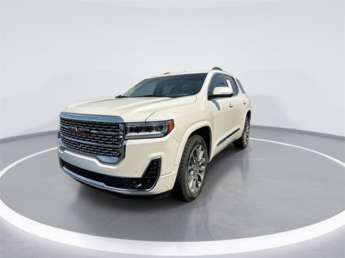 Used 2021 GMC Acadia Denali w/ Denali Technology Package image 4