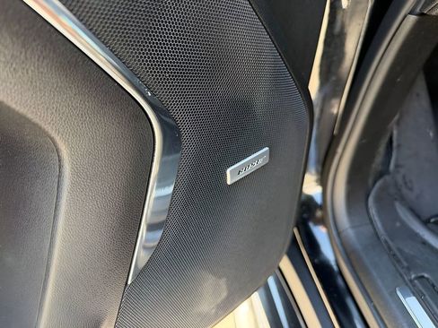 Used 2023 Chevrolet Suburban LT image 20