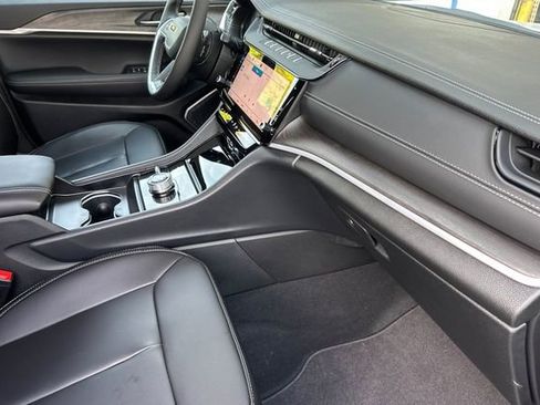 New 2026 Jeep Grand Cherokee Limited w/ Limited Altitude Package image 16