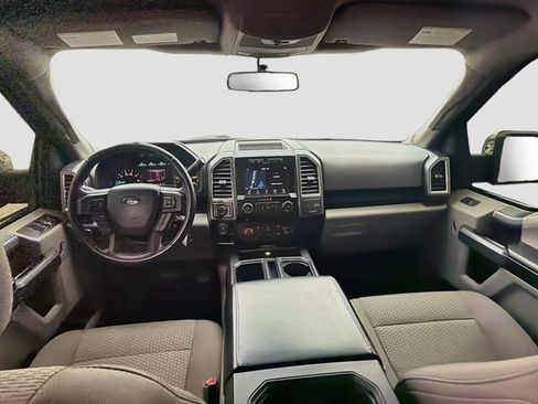 Used 2016 Ford F150 XLT w/ Equipment Group 302A Luxury AWD/4WD image 14