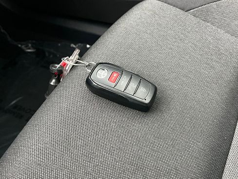 Used 2025 Toyota Camry LE image 22