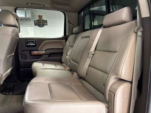 Used 2016 GMC Sierra 2500 SLT w/ Duramax Plus Package AWD/4WD image 21