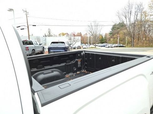 Used 2022 GMC Canyon Elevation w/ Elevation Premium Package image 8