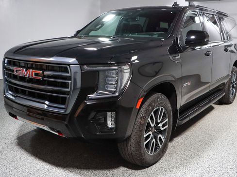 Used 2024 GMC Yukon XL AT4 w/ Technology Package image 37