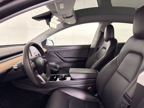 Used 2020 Tesla Model Y Long Range AWD/4WD image 5