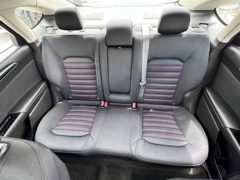 Used 2016 Ford Fusion SE FWD image 14