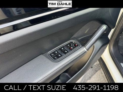Used 2019 Porsche Cayenne S w/ Premium Plus Package AWD/4WD image 11
