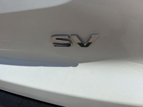 Used 2024 Nissan Pathfinder SV FWD image 10