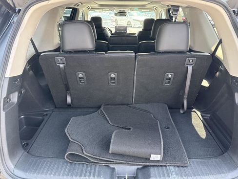 Certified 2024 Honda Pilot Elite image 9