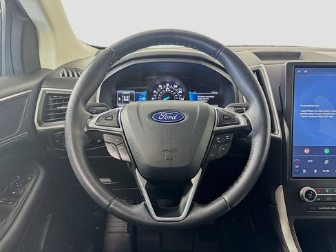 Certified 2024 Ford Edge SEL w/ Convenience Package AWD/4WD image 11