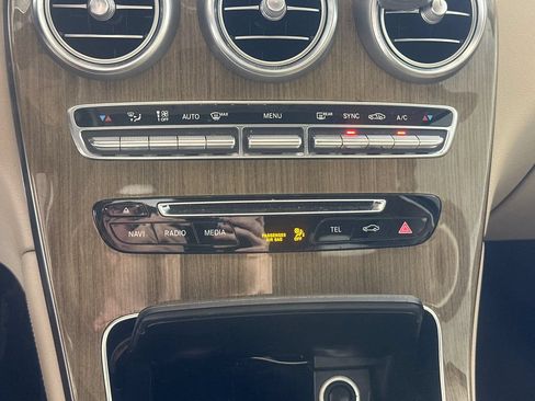 Used 2018 Mercedes-Benz GLC 300 image 6