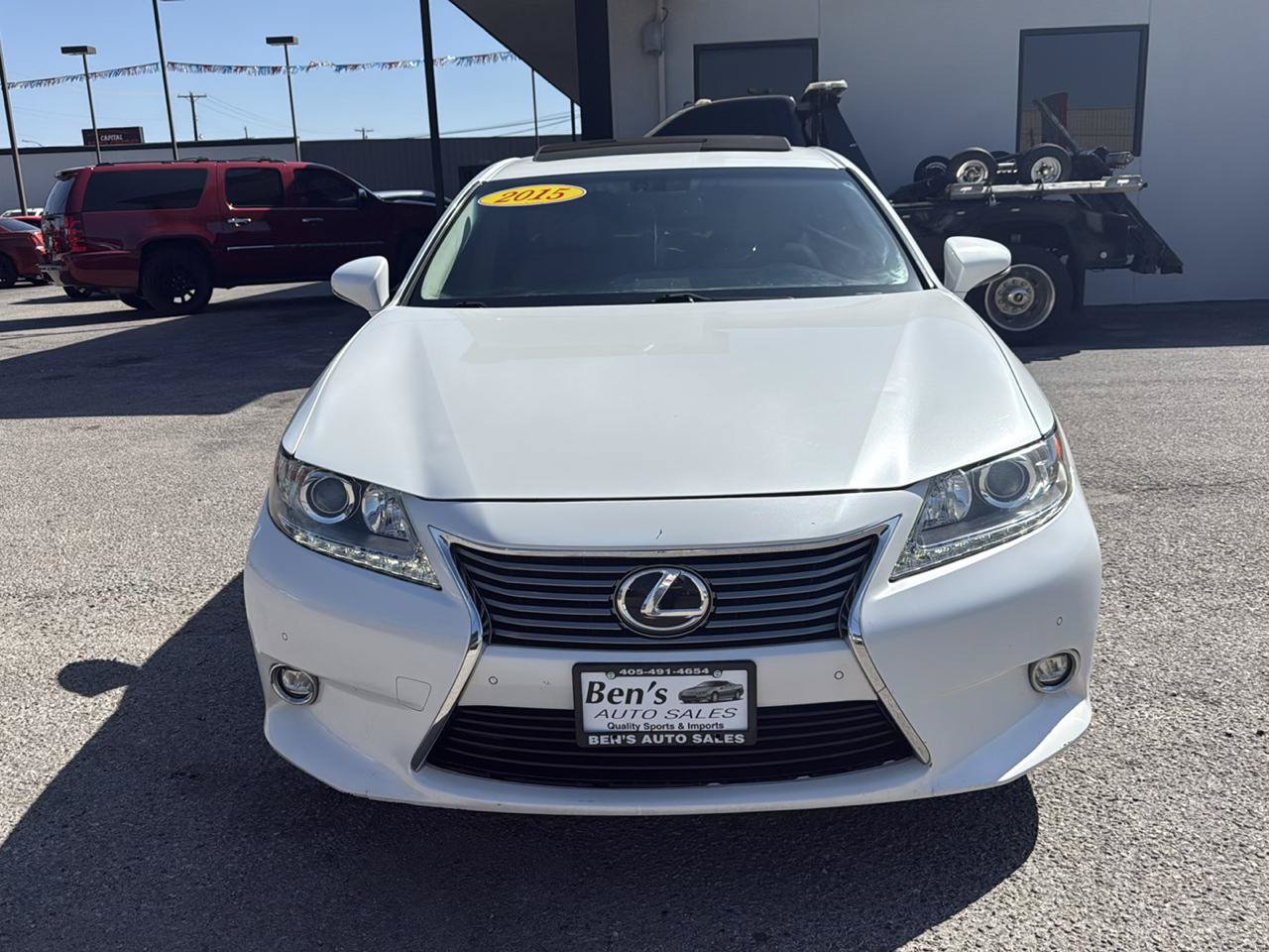 Used 2015 Lexus ES 350 w/ Luxury Package FWD image 3