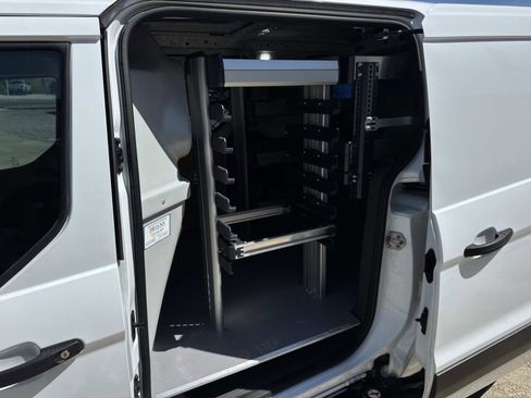 Used 2023 Ford Transit Connect XL image 9