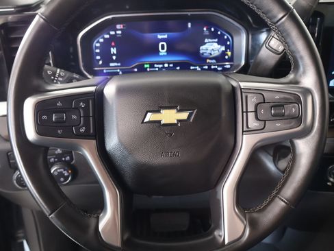 Used 2024 Chevrolet Silverado 1500 LT AWD/4WD image 3