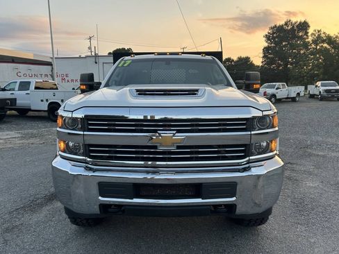 Used 2017 Chevrolet Silverado 3500 W/T w/ WT Convenience Package AWD/4WD image 5