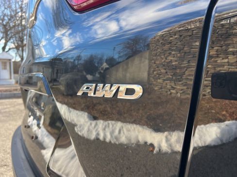 Used 2017 Honda CR-V EX image 9