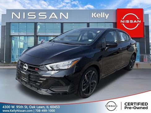 Certified 2025 Nissan Versa SR w/ Trunk Package FWD image 1