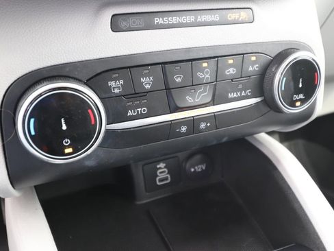 Certified 2025 Ford Escape Active FWD image 19